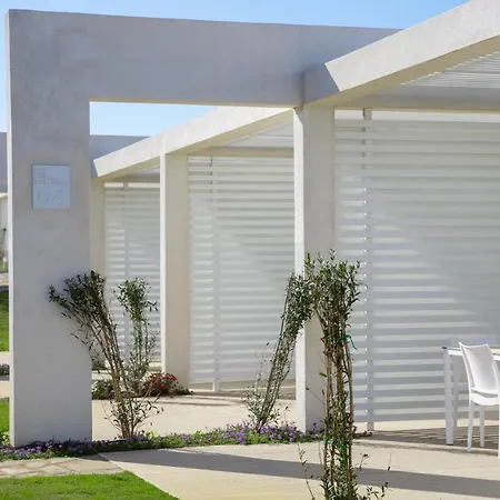 Stunning Capo Falcone Charming 2 Bedrooms Sleeps 6 Num0456 * Stintino